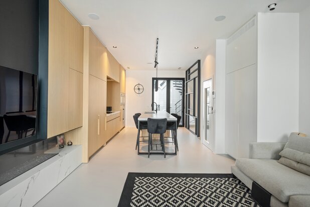 Upside down-woning met dakterras en parking