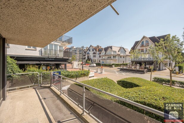 Appartement non-meublé et de coin proche de la place Albert 