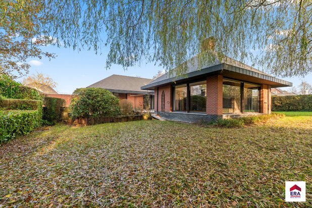 Bungalow d’architecte dans cadre vert à Asse
