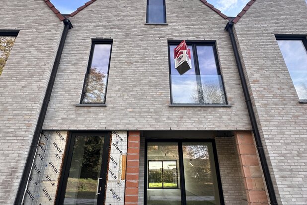 Luxe nieuwbouwwoning met 4 slaapkamers te huur in Lommel