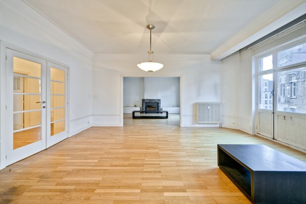 Proche place Brugmann, bel appartement de +/- 215 m²