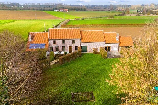 Maison de Campagne de Charme dans un Cadre Rural Exceptionnel