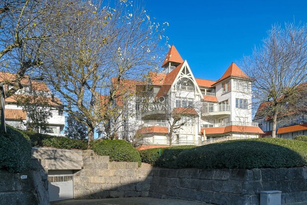 Appartement met terras te koop in de residentie Casa Lena Kustlaan Zoute