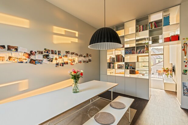 Unieke herenwoning met 3 gastenkamers en ruim triplex appartement in centrum Gent