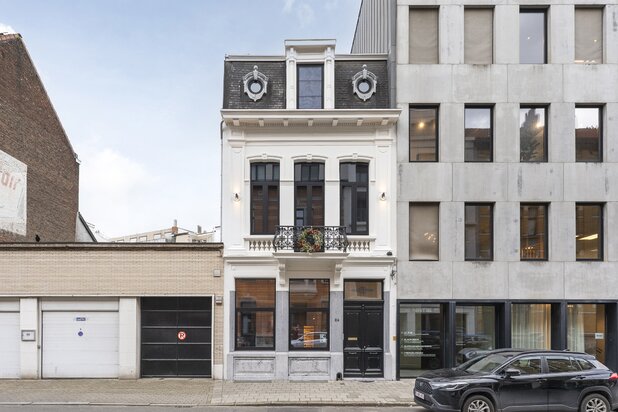 OPEN HOUSE 14/6 - Townhouse with 2 indoor parking spaces!