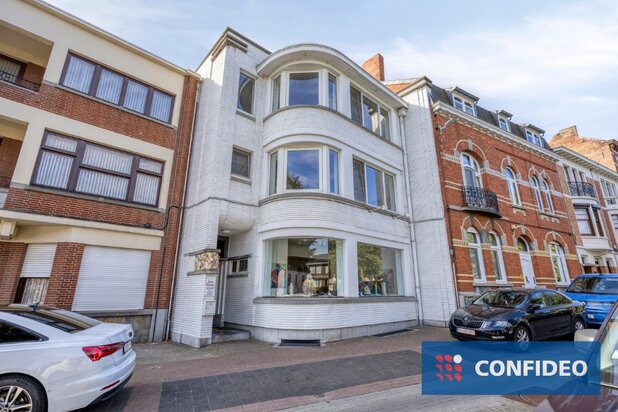 Uniek herenhuis met atelier en ruime bewoonbare oppervlakte in hartje Tongeren