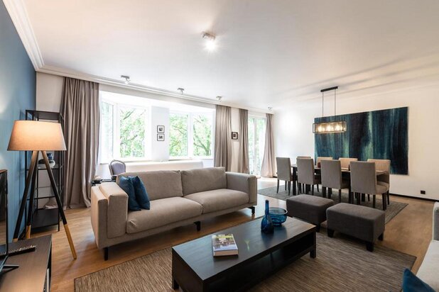 Louise/Chatelain : Appartement meublé 2 Chambres