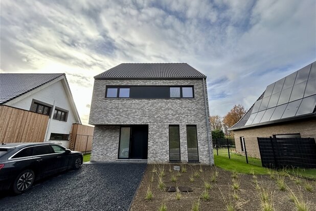 OPEN HUIS Zat. 20/12 Nieuwbouwwoning met 4 slpks te huur