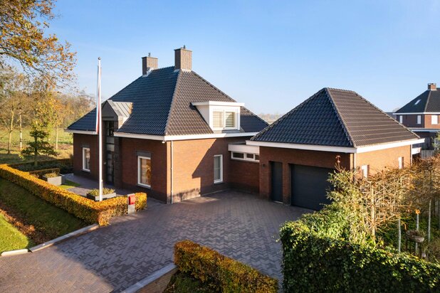 Villa for sale at WEERT with reference 19410649597