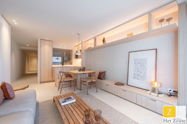 Appartement met frontaal zeezicht in Het Zoute