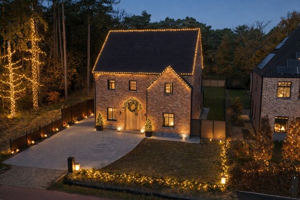 Hoogwaardig afgewerkte nieuwbouwvilla nabij natuur te Mol