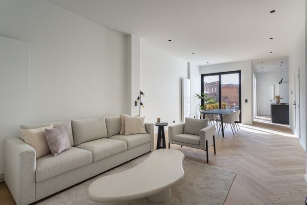 Totaalrenovatie 2 slaapkamers en toffe buitenruimte