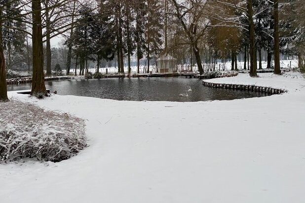 Uniek landeigendom gelegen in een oase van rust en natuur.