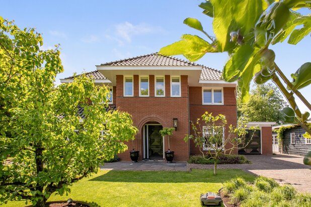 Villa for sale at HEILOO with reference 19710453599