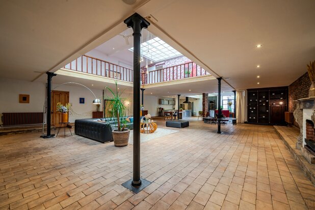 Gerenoveerde voormalige textielfabriek (loft + atelier)