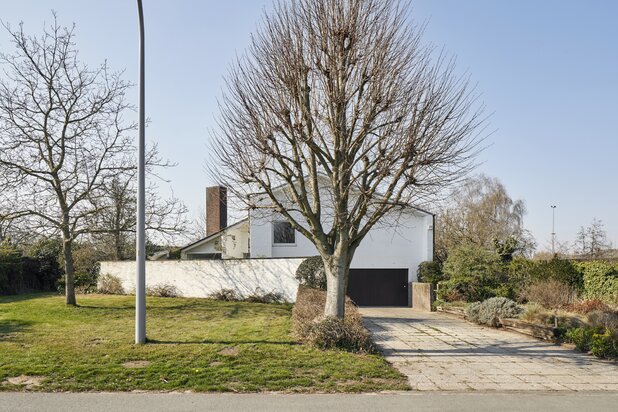 Zeldzame modernistische villa van Jacques Dupuis
