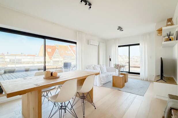 Uniek PENTHOUSE-hoekappart. met adembenemend terras (120 m²)