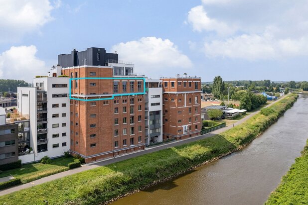 Unieke loft met 3 slk op een top ligging te Lier