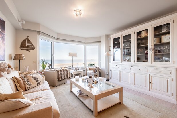 appartement met frontaal zeezicht op topligging