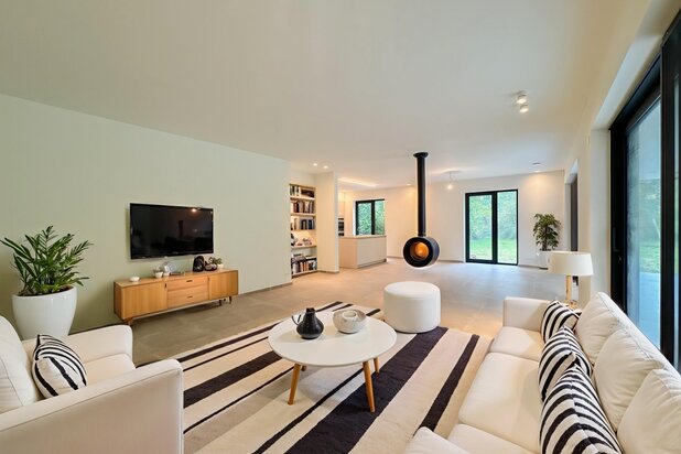 Te koop, duurzame woning met garage en tuin in Melle