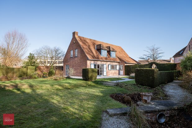 Zeer rustig en residentieel gelegen verzorgde villa