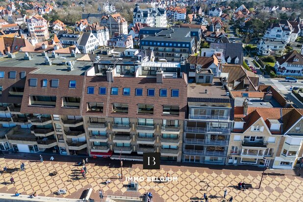 Spacieux penthouse (172 m²) sur la digue avec finitions de luxe