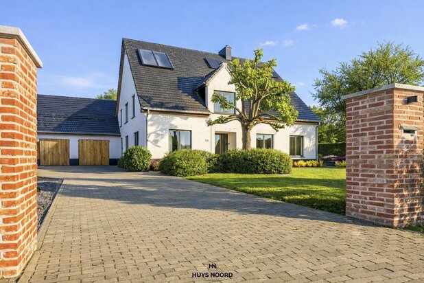 Beautifully renovated villa in Moerkerke