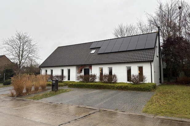 Prachtige moderne villa met grote tuin in Merelbeke-Melle