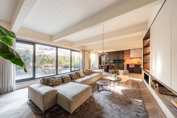 Luxueus appartement met tuin en parking op ‘t Zuid