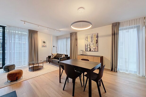 Montgomery/Cinquantenaire: Sumptuous new furnished apartment