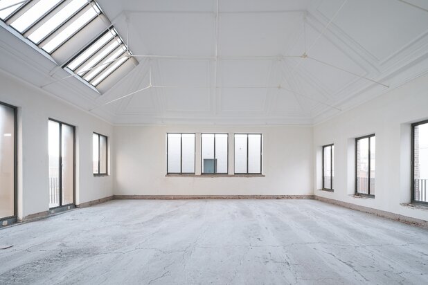 Karaktervolle loft (casco) met een overvloed aan licht in het befaamde project Academie