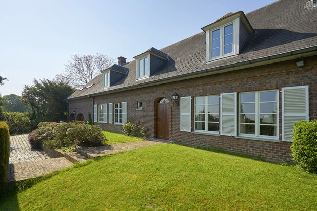 Lasne – Plancenoit: Prachtige villa met uitzonderlijk uitzicht