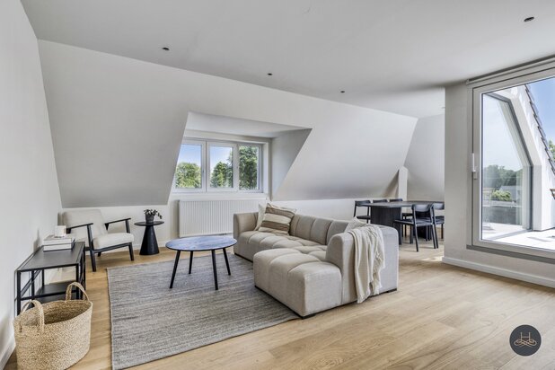 Kwalitatief afgewerkte penthouse tegenover Bloso-domein