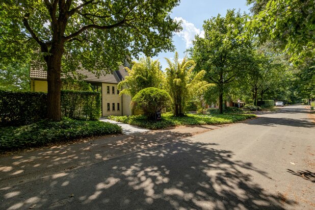 Energetische woning met 3/4 slpk en buitenzwembad op 1.526 m². 