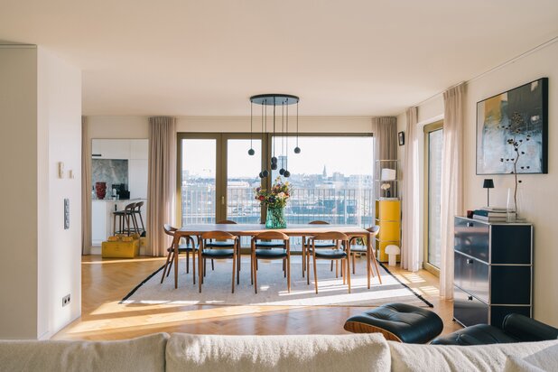 Villa in the sky with 4 terraces and water view