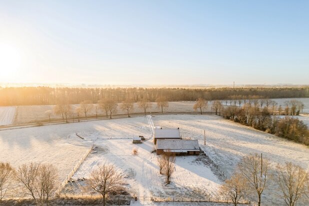 Unieke bouwopportuniteit op een idyllisch landelijk perceel