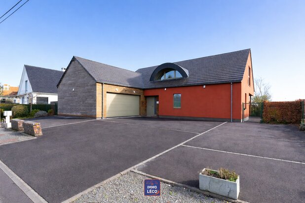 Villa te koop in Estaimpuis met referentie 19910671986