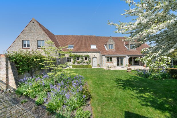 Uitzonderlijke multifunctionele eigendom in Dudzele