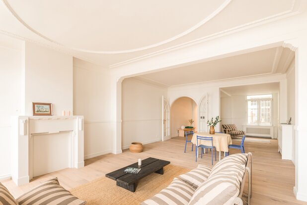 Gerenoveerd art deco-appartement - hartje Antwerpen
