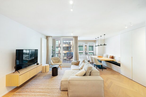 Instapklaar appartement gelegen op een centrale ligging te Knokke, vlakbij de winkels en de zee.