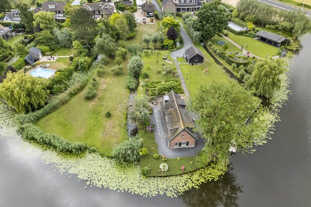 Villa te koop in GIESSENBURG met referentie 19210973304