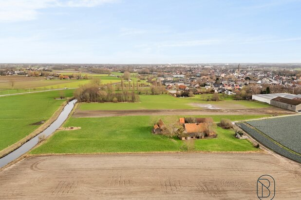 Authentieke hoeve met panoramisch zicht op de Mandelvallei.