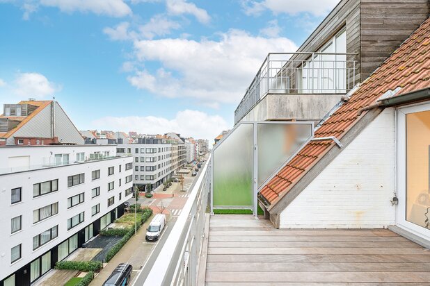 Appartement duplex accessible (3 chambres) avec terrasses ensoleillées.