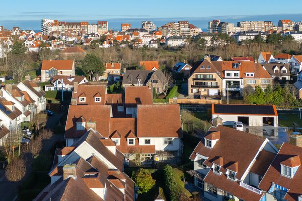 Spacious 3-facade house near the centre of Knokke [Haagwinde].