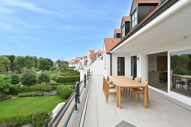 Prachtig gerenoveerd appartement te Zoute Gardens