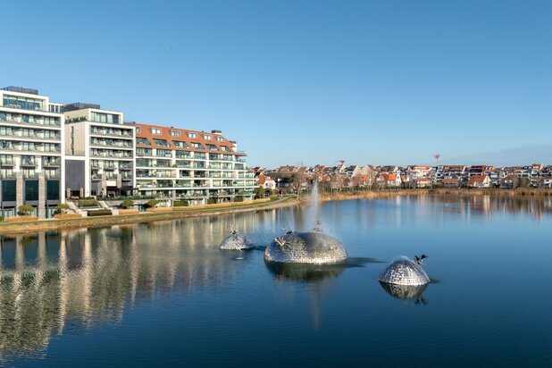 Luxueus appartement met frontaal zicht op het Zegemeer.