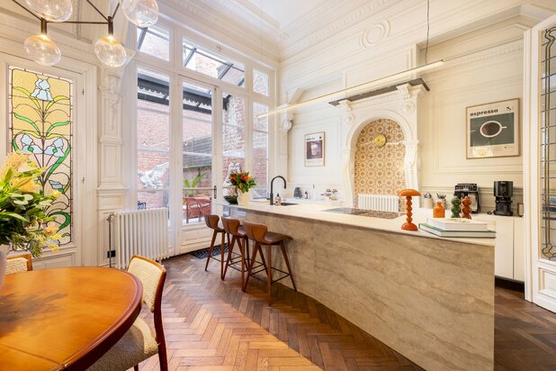 ANTWERP - Beautifully renovated mansion