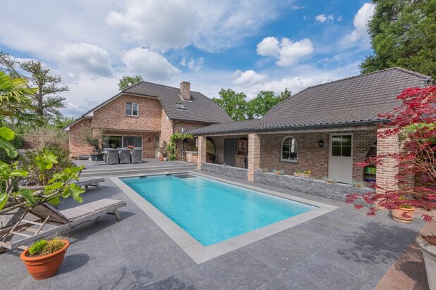 Luxueuze villa met prachtige tuin