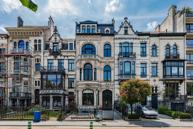 Maison de prestige avec arrière maison au Cinquantenaire