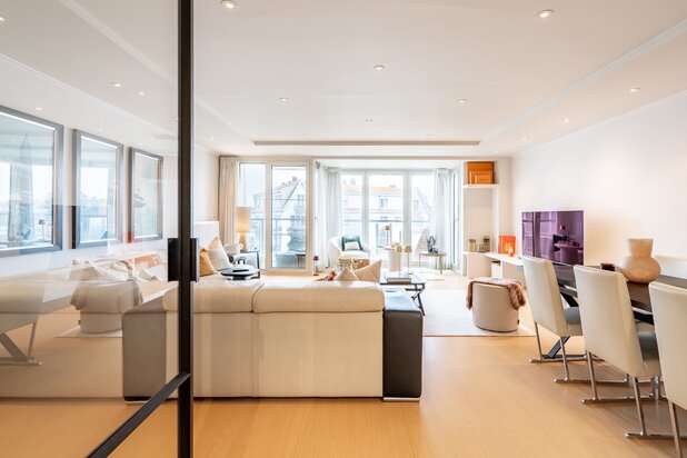 Zuidgericht appartement met uniek open zicht